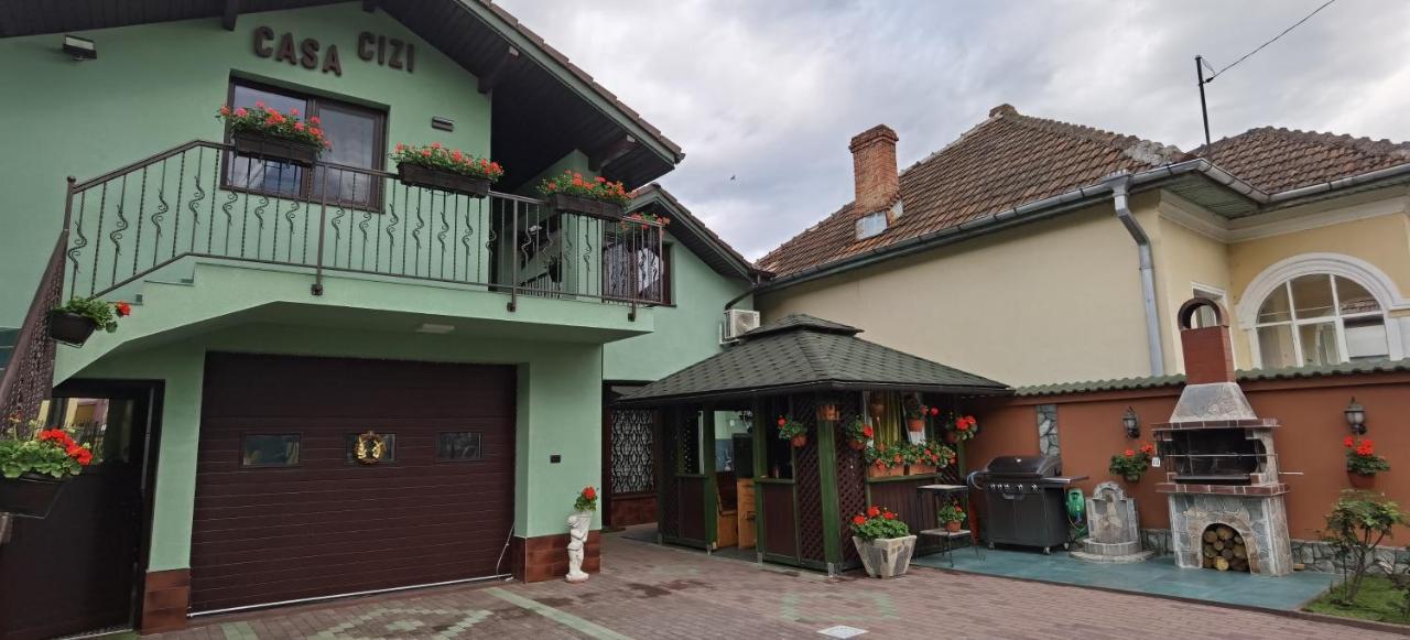 Casa Cizi Hotel Călimăneşti Exterior foto