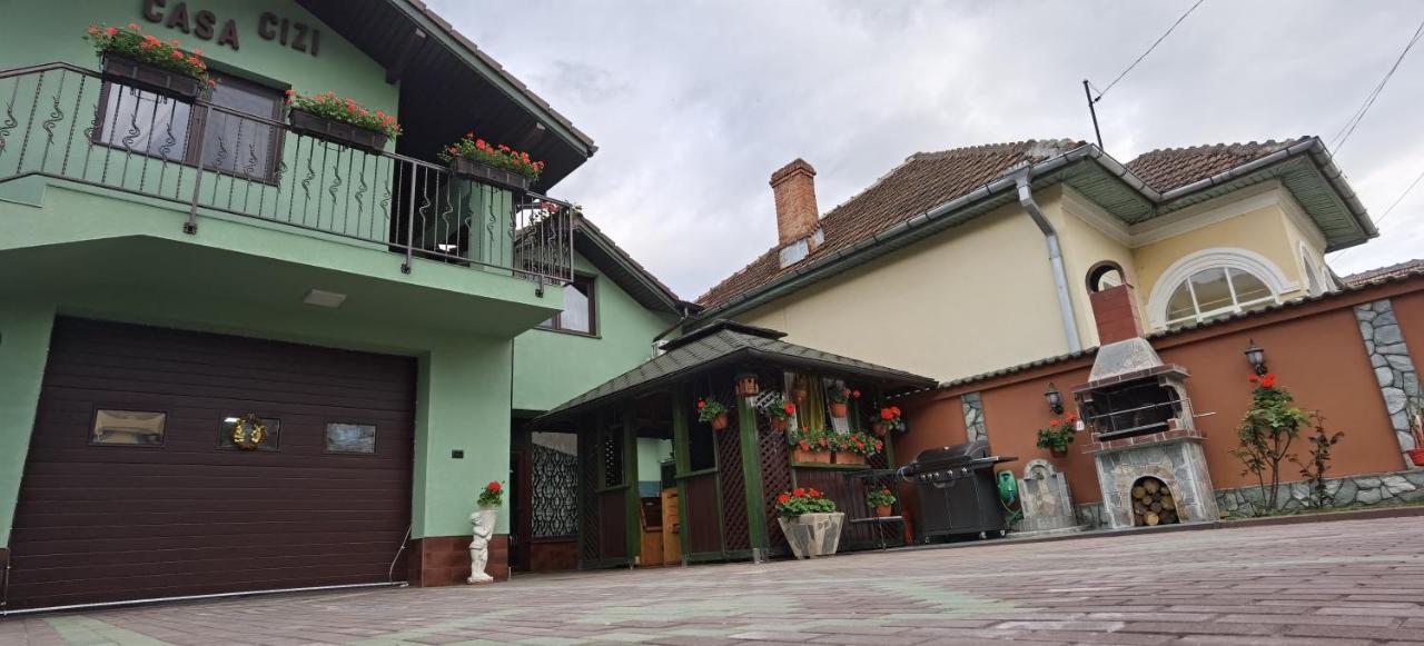 Casa Cizi Hotel Călimăneşti Exterior foto