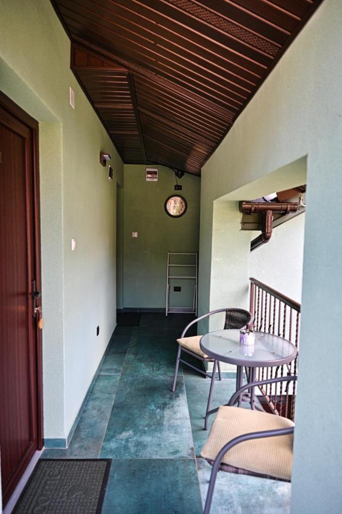 Casa Cizi Hotel Călimăneşti Exterior foto